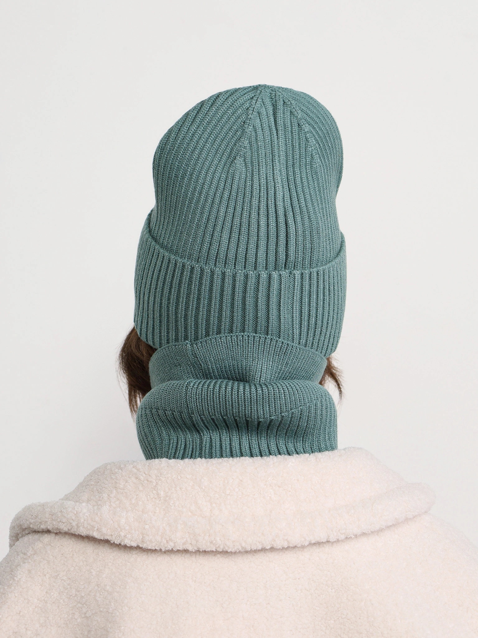 Шарф-снуд бежевого цвета